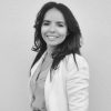 Siham Berrzal De samenwerking met Whitehouse Decorations heb ik als zeer prettig ervaren. Vanwege de persoonlijke benadering en creatieve kijk op decor en interieur kregen mijn producten de juiste uitstraling.
